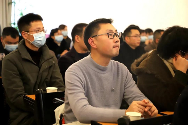 “福欣優(yōu)秀教師獎(jiǎng)勵(lì)專項(xiàng)基金”優(yōu)秀教師頒獎(jiǎng)儀式在瀘州福欣醫(yī)院隆重舉行！(圖6)