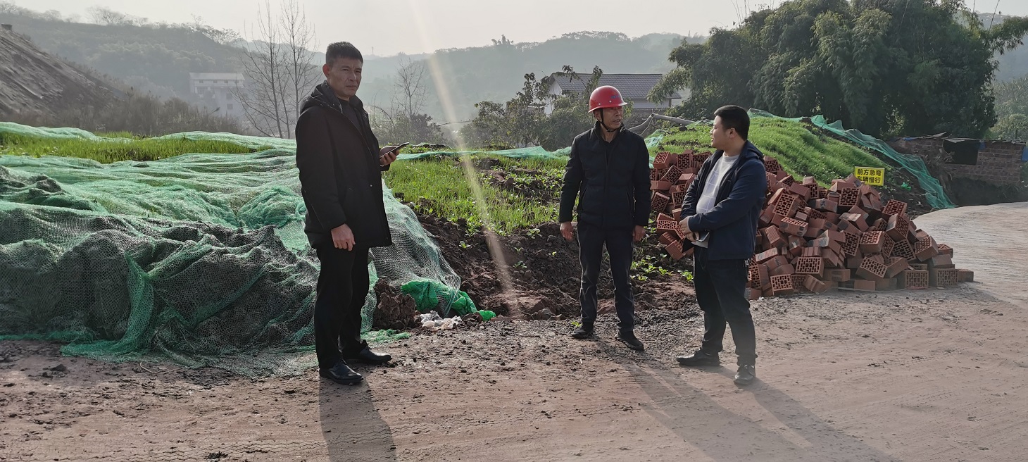 華陽街道:開展在建工地項(xiàng)目保障農(nóng)民工工資支付專項(xiàng)檢查工作(圖2)