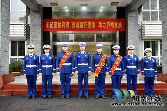 告別戰(zhàn)友，踏上新征程！44名瀘州籍新消防員即將開啟“火焰藍”生涯(圖16)