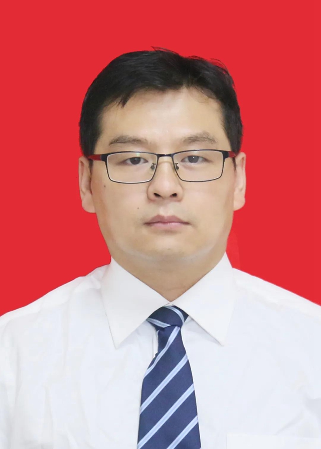 不畏艱辛向前行 守護(hù)健康第一關(guān)——專訪瀘州市人醫(yī)口腔科專家孫黎波(圖4)