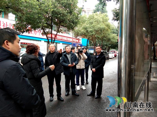 陳劍波率隊到龍馬潭區(qū)紅星街道大驛壩社區(qū)調(diào)研
