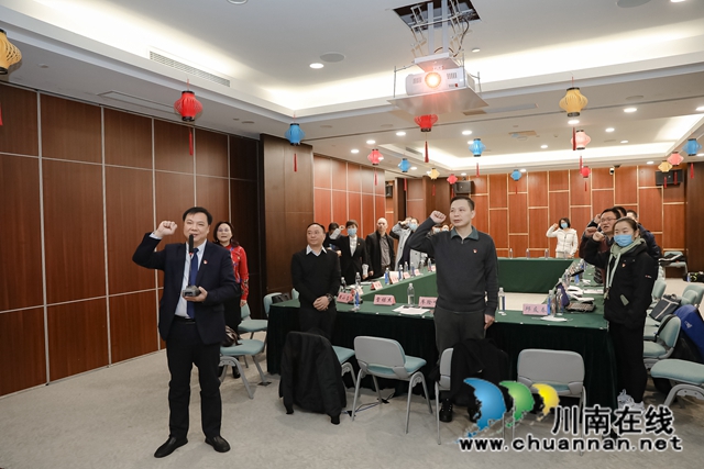 瀘縣駐上海市農(nóng)民工黨總支農(nóng)民工服務(wù)工作站成立(圖4)