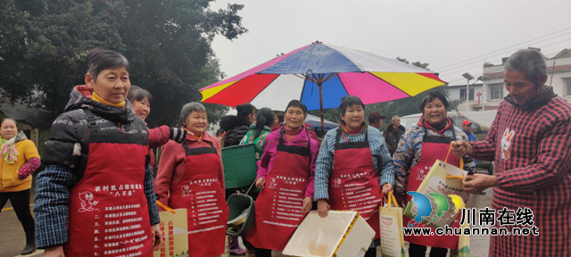 龍馬潭區(qū)自然資源和規(guī)劃分局：疏堵結(jié)合，以疏為主，?堅(jiān)決遏制農(nóng)村亂占耕地建房(圖1)