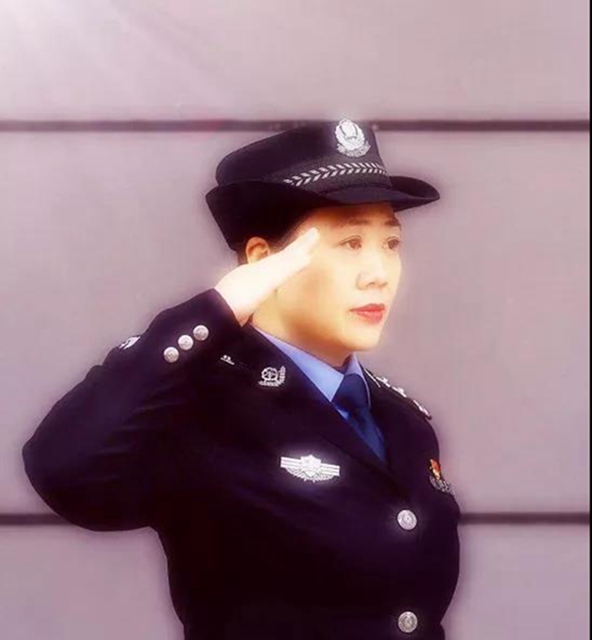 全瀘州，唯一的女派出所長。是誰？