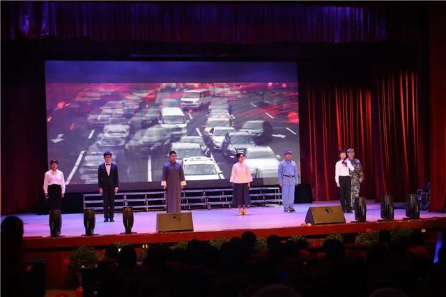 喜迎2021年！內(nèi)江師范學(xué)院這場晚會精彩紛呈(圖2)