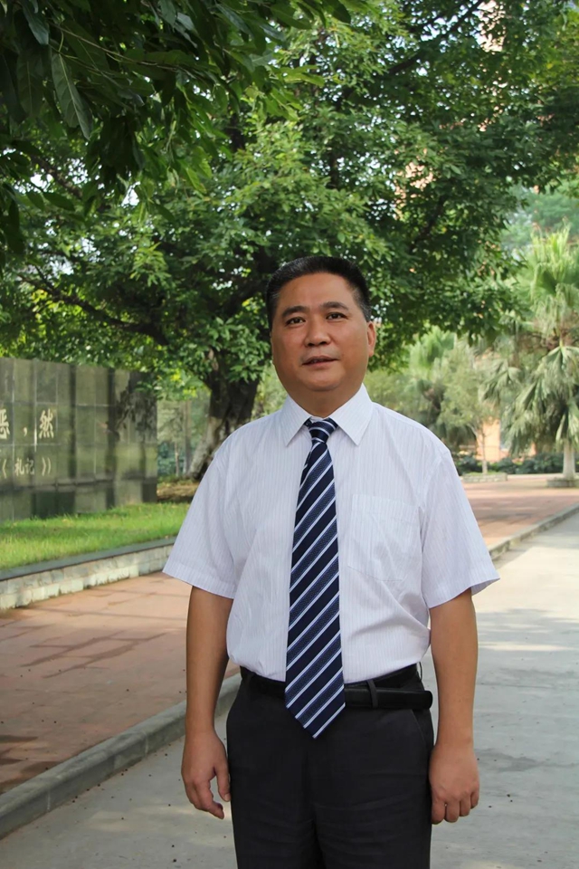 封面人物丨張連奇：一個“不成熟”的校長