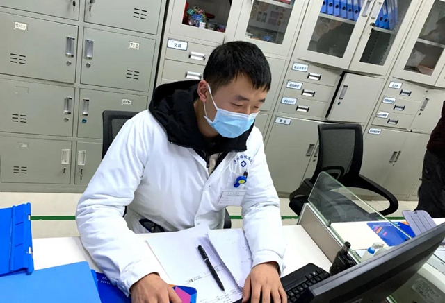 前有市委書記掌摑政府秘書長，現(xiàn)有患者家屬酒后掌摑醫(yī)生！(圖5)