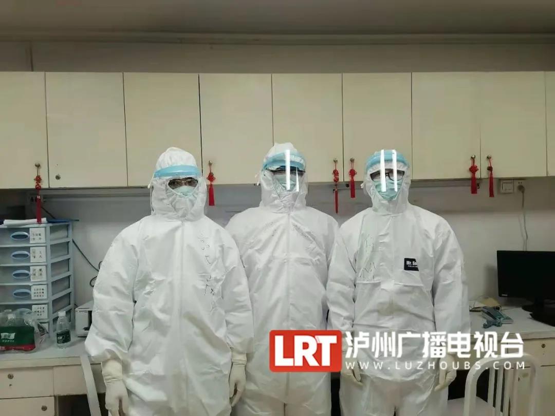 周星馳包場(chǎng)！瀘州英雄在影院回憶“武漢日夜”(圖9)