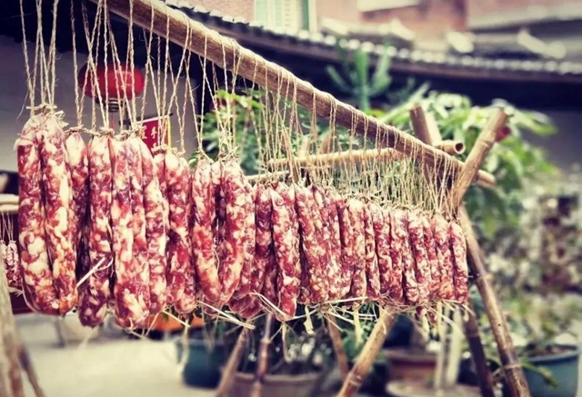 【擴(kuò)散】臘肉香腸吃得嗨！這幾類人千萬別吃？(圖6)