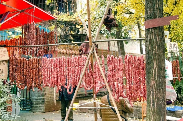 【擴(kuò)散】臘肉香腸吃得嗨！這幾類人千萬別吃？(圖7)
