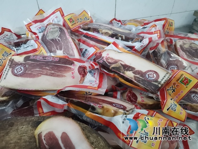 瀘縣：趕制“土火腿”，讓就地過年不缺“家鄉(xiāng)味”(圖2)