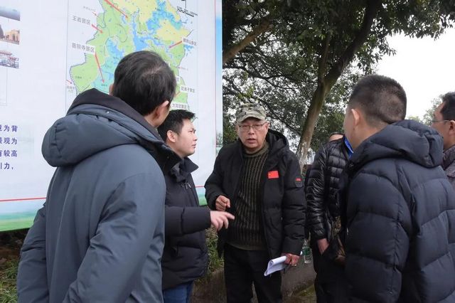 瀘縣九中順利通過省劃艇二隊建設(shè)工作驗收(圖10)