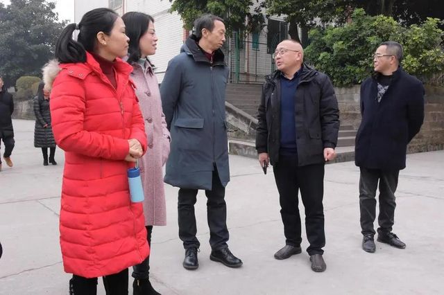 瀘縣九中順利通過省劃艇二隊建設(shè)工作驗收(圖12)