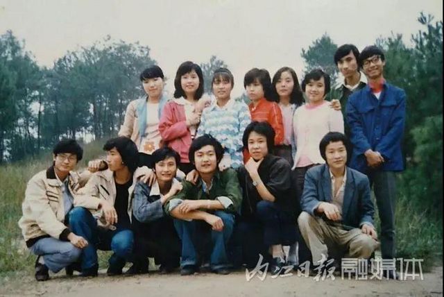 震撼！64張絕版老照片曝光，這是“60后”內江人的回憶(圖60)