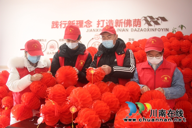 合江縣大橋鎮(zhèn)：返鄉(xiāng)大學(xué)生為疫情防控貢獻(xiàn)青春力量(圖3)