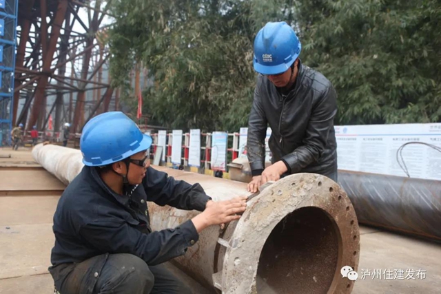 這些瀘州住建人：春節(jié)不停工 就地過大年(圖4)