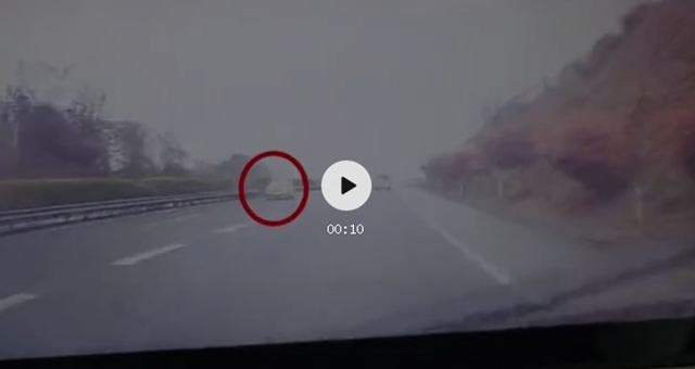 高速路上逆行？宜賓一出租車司機遭了！
