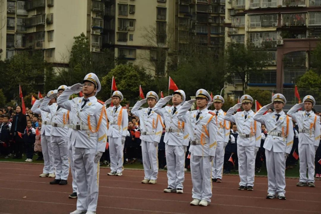 “話安全 敬英雄 學(xué)黨史 抒夢(mèng)想”，瀘州十八中別樣開(kāi)學(xué)第一課干貨滿滿(圖4)