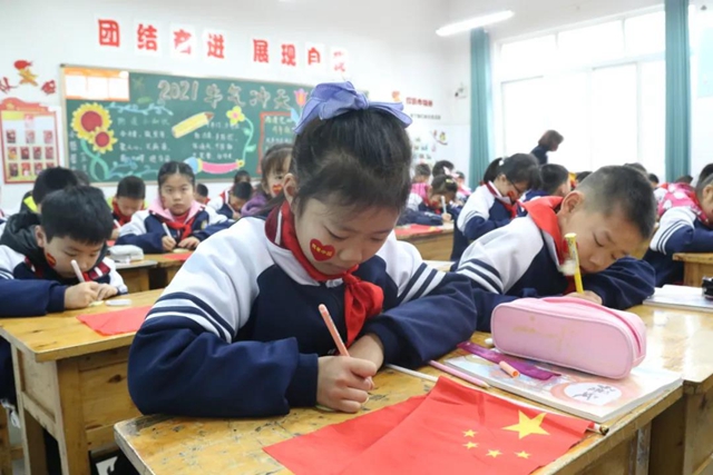 “話安全 敬英雄 學(xué)黨史 抒夢(mèng)想”，瀘州十八中別樣開(kāi)學(xué)第一課干貨滿滿(圖35)