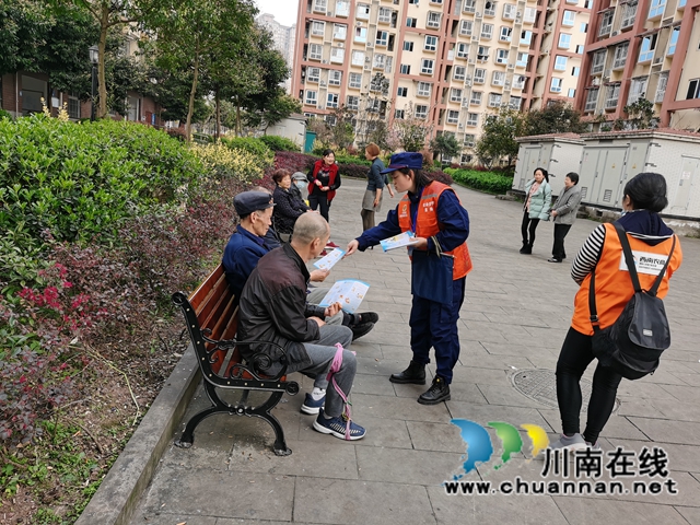 龍馬潭區(qū)消防救援大隊社會宣傳服務(wù)隊為消防安全加持“紅藍BUFF”(圖12)