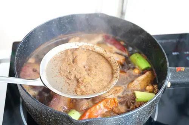 【分享】燉肉時(shí)的浮沫，是精華還是臟東西？原來(lái)……(圖5)