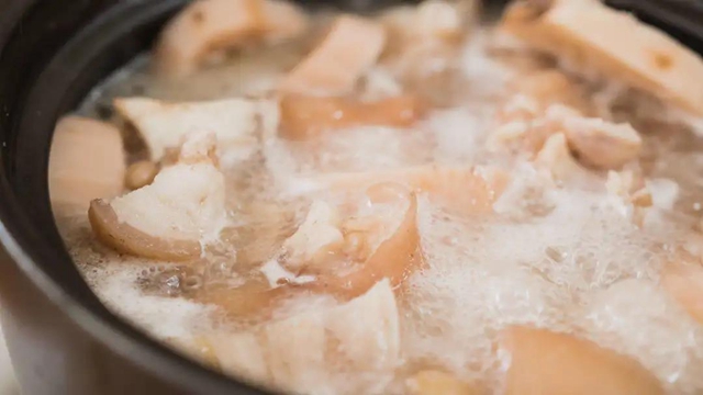 【分享】燉肉時(shí)的浮沫，是精華還是臟東西？原來(lái)……(圖6)