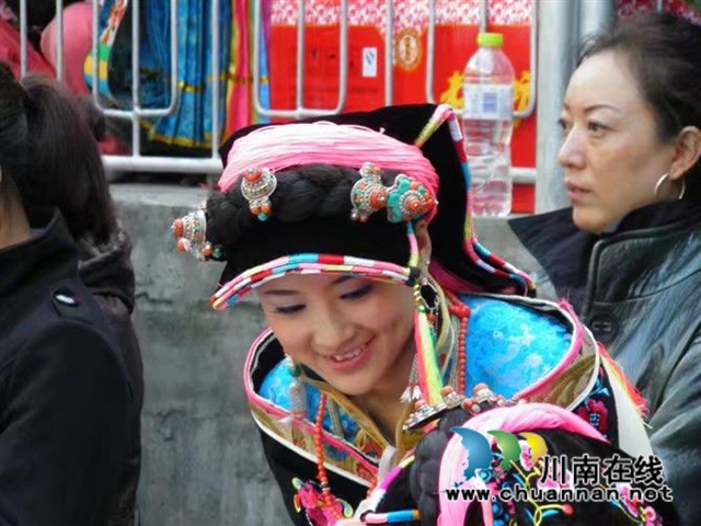 陳大剛：美人谷中金大漢(圖10)