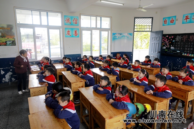 龍馬潭區(qū)瀘化小學(xué)：講好“青林”故事，傳承紅色基因(圖4)