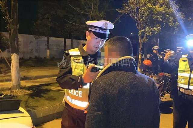 血的教訓！內江交警通報近期兩起摩托致人死亡交通事故