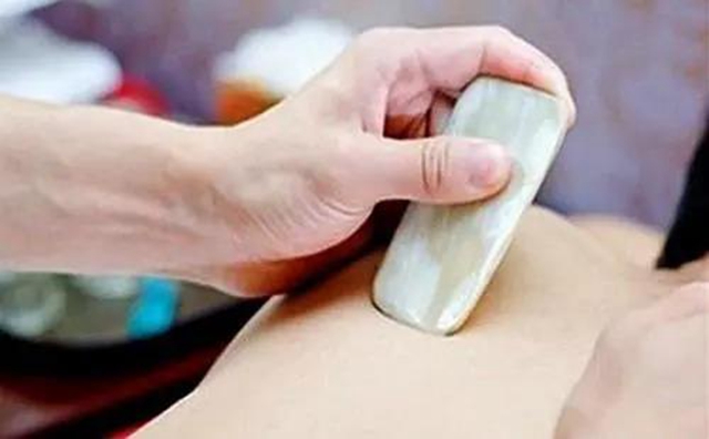 【注意】你對(duì)刮痧感興趣？但這些人千萬(wàn)別刮！(圖10)