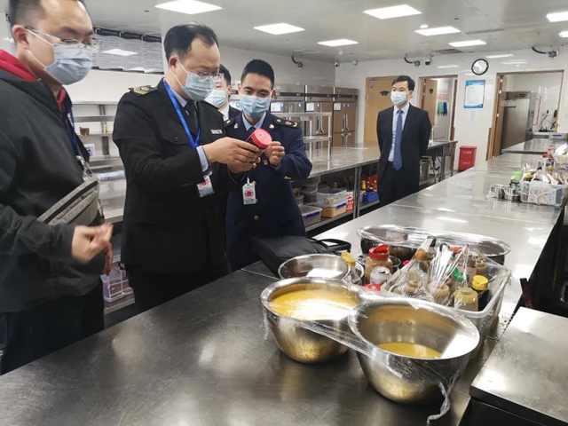 瀘州2021年餐飲單位食品安全“紅黑榜”來(lái)了，有你熟悉的嗎？(圖9)