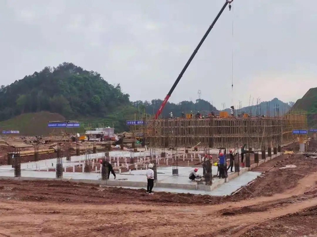最新！宜彝高速公路宜賓境內(nèi)的服務(wù)區(qū)已修成這樣了……(圖2)