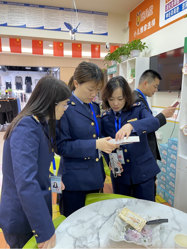 瀘州市開展4.26知識產(chǎn)權(quán)集中宣傳活動(圖3)