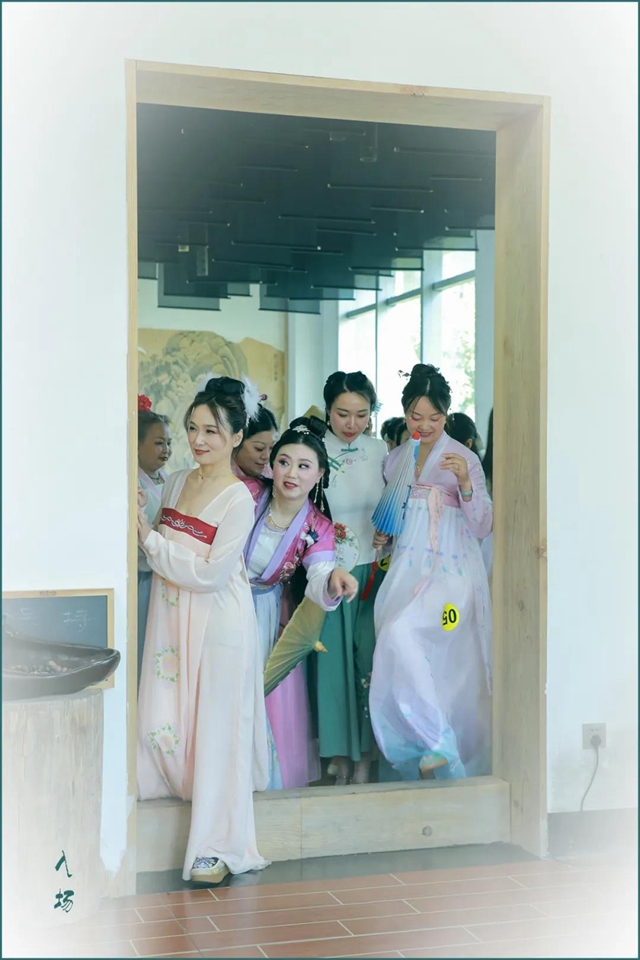酒城女創(chuàng)聯(lián)盟攜手青年畫社：傳承傳統(tǒng)文化，展示古韻空間(圖4)
