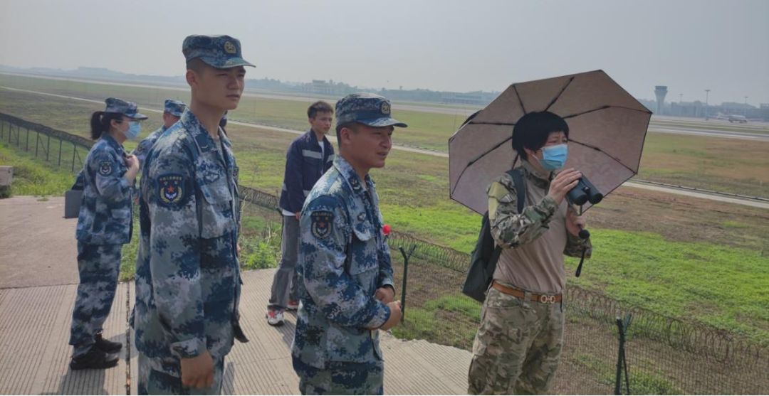 瀘州機(jī)場軍民航聯(lián)合開展鳥害防治與生態(tài)環(huán)境調(diào)研(圖3)