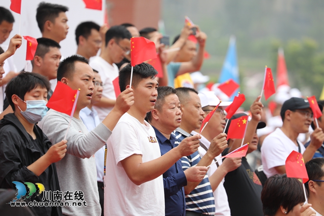 龍馬潭這場8000余名師生參與的活動，讓全國知名專家數(shù)度哽咽！(圖10)