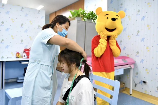每年來西南醫(yī)大附院過六一的連體孩子們長大了！快滿18歲的她們，愿望是當醫(yī)生(圖4)