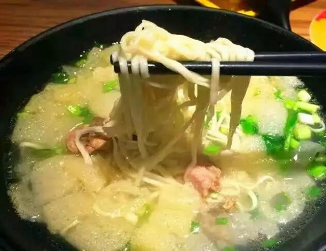 7分44秒！央視聚焦宜賓這個鮮味十足的“地標(biāo)產(chǎn)品”(圖2)