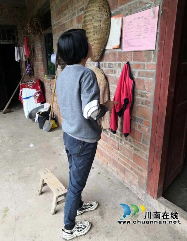 駱寓言：報社記者化身“代購”，為合江大橋鎮(zhèn)農(nóng)副產(chǎn)品插上“e”翅膀(圖3)