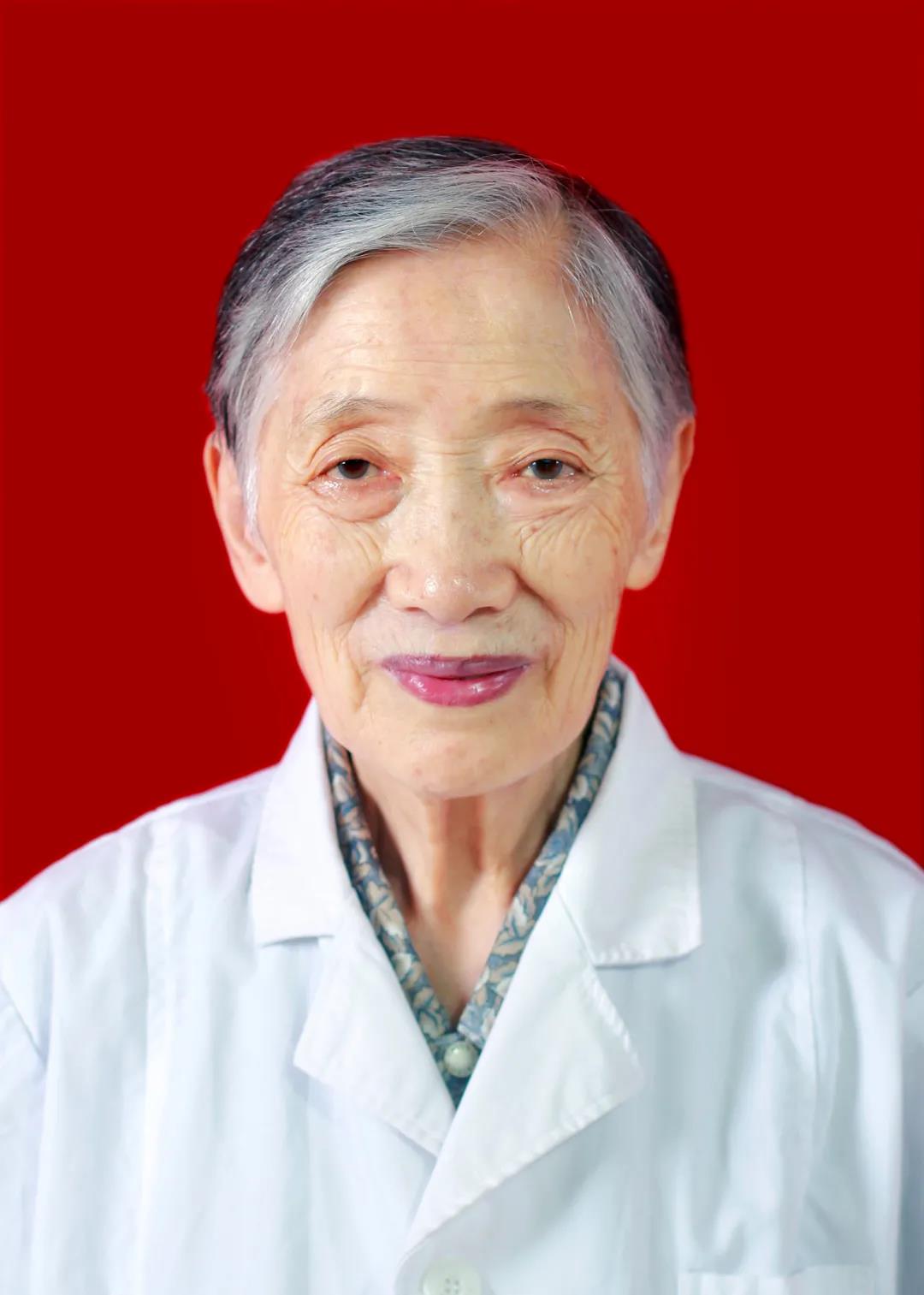 【致敬】點(diǎn)贊，93歲名老中醫(yī)的初心使命！