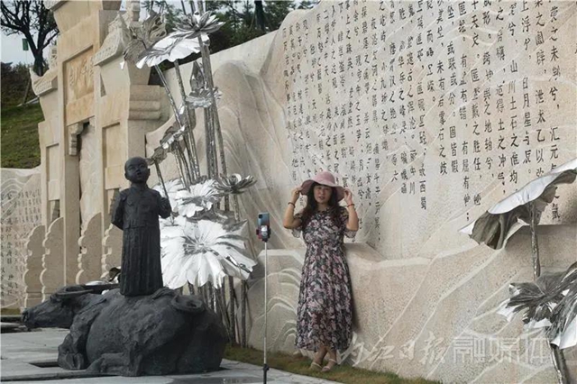 50米雕塑墻驚艷亮相！內(nèi)江這座全新打造的濕地公園下月投用(圖8)