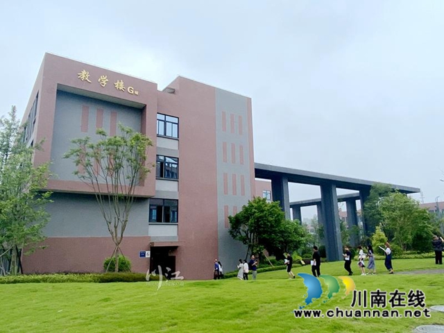 高職中職各1500人 | 瀘州醫(yī)療器械職業(yè)學院招生火熱進行中，擬于9月開學(圖2)