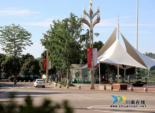 合江：大街小巷“黨旗紅”，喜迎“七·一”氛圍濃(圖5)