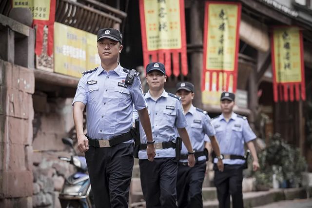 合江堯壩：民警一條微信，破解金釵石斛丟失謎團！