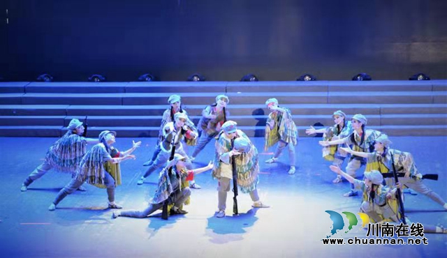 瀘州市教育體育系統(tǒng)舉行慶祝建黨百年暨第十屆中小學(xué)生藝術(shù)節(jié)展演活動(dòng)(圖7)
