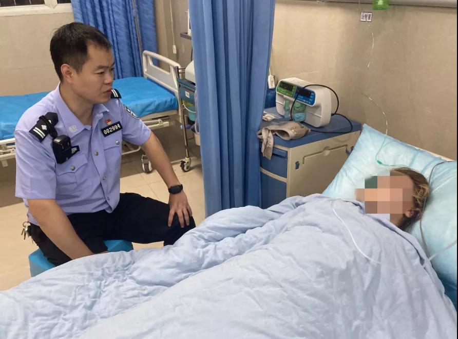 宜賓少女江中漂流8個(gè)小時(shí)、60公里后被救起……這些水中自救方法要掌握