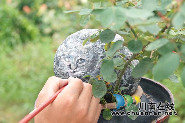 古超靜：古藺大山深處的苗族畫家(圖13)