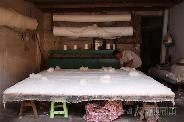 在“白雪中彈奏”！內(nèi)江有一位“音樂魔法師”(圖9)