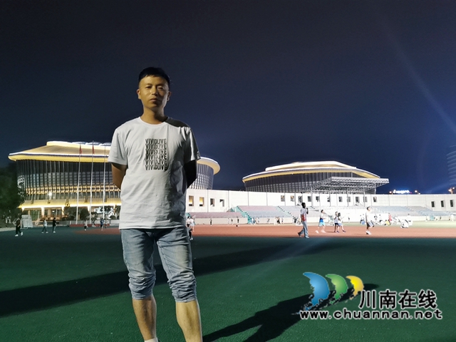 古藺鄉(xiāng)賢曾凡江：事業(yè)有成不忘故土，熱心為民贏得一片贊譽