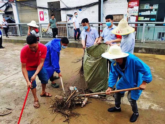 8.9洪災(zāi)后 建議古藺丹桂鎮(zhèn)打造一座感恩廣場